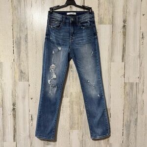 Willow & root Distressed Denim Straight Leg Jeans The Everyday Jeans
